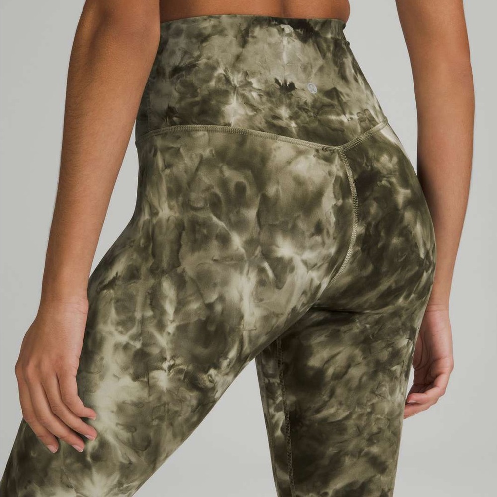 NWOT / Lululemon Align High-Rise Crop 21" - Picture 2 of 8